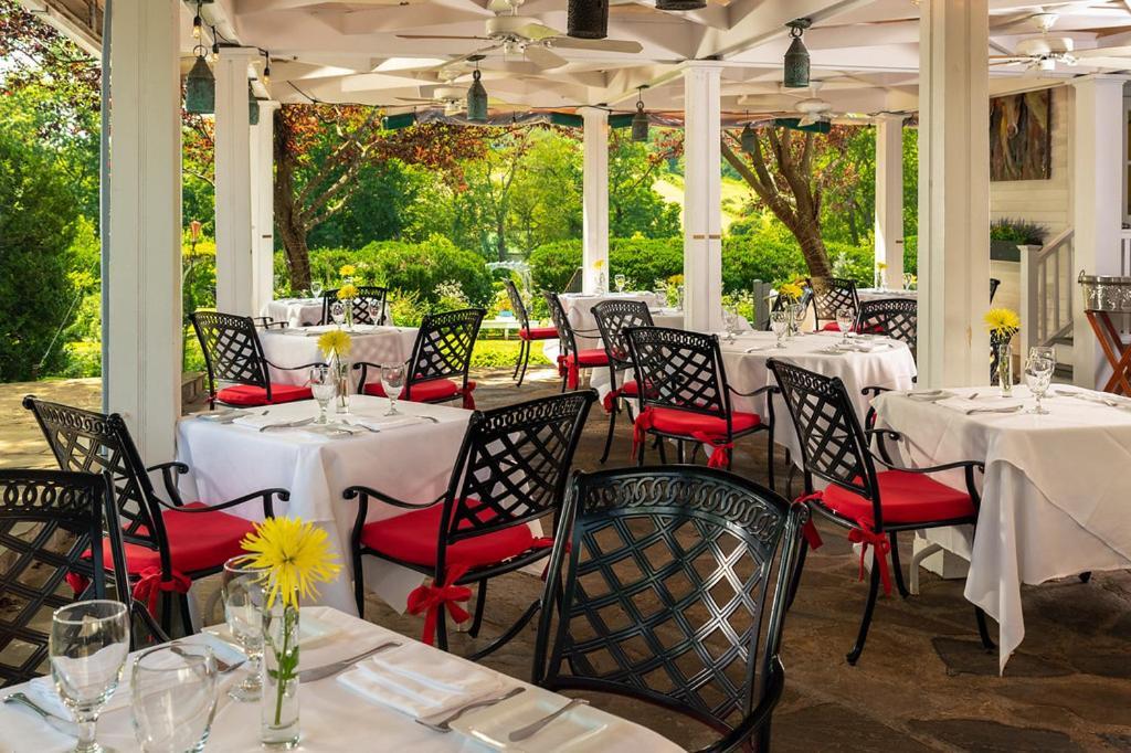 Ashby Inn & Restaurant Paris Exterior photo